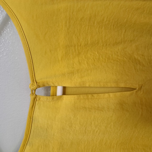 Ann Taylor Women's Yellow Ruffle Long Sleeve Blouse Top w/Keyhole Back Size XS - Picture 5 of 7